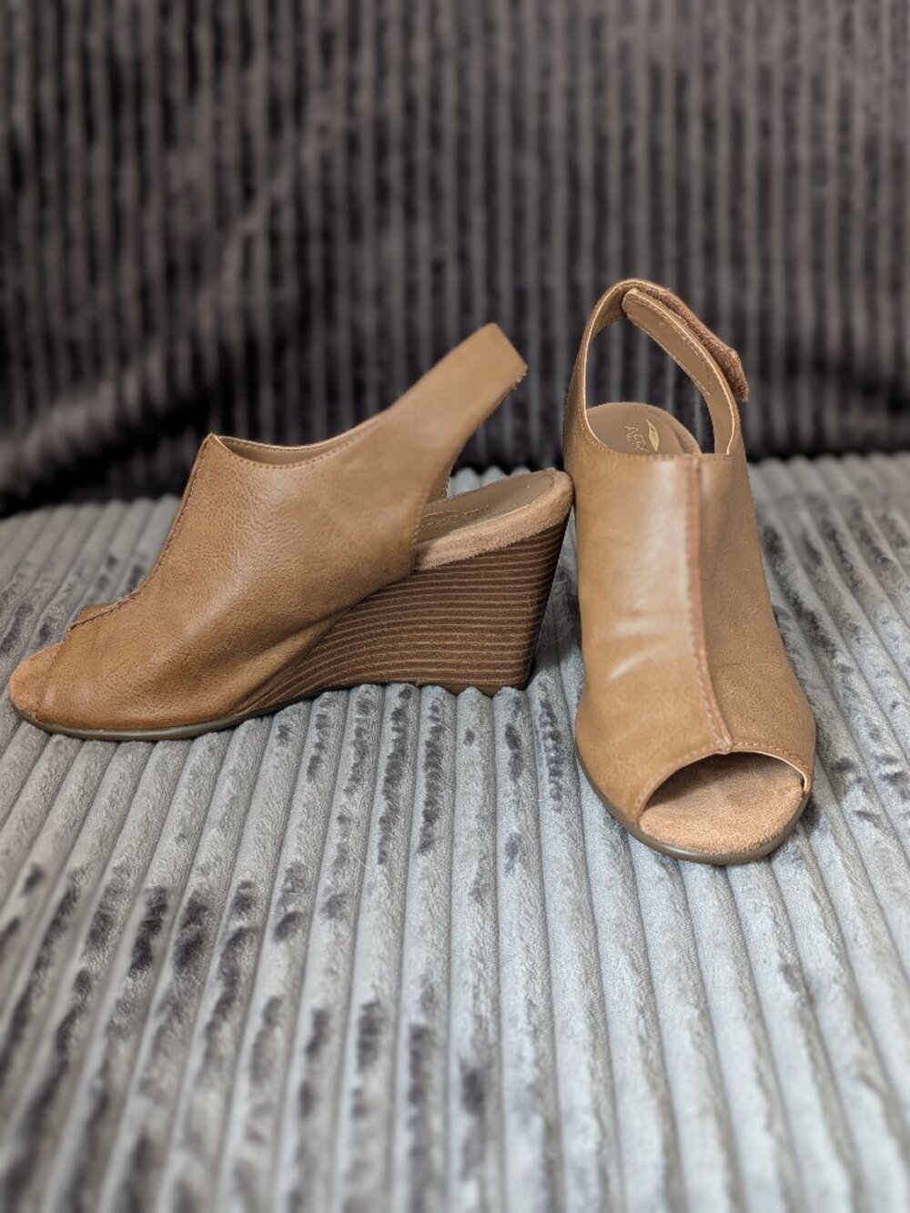 Aerosoles wedge shoes